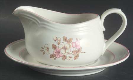 Peachwood Gravy Boat & Underplate