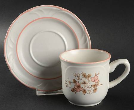 Peachwood Flat Cup & Saucer Set