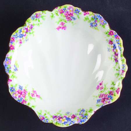 Maytime Shell Shaped Dish