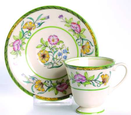 D1004g Footed Demitasse Cup & Saucer Set