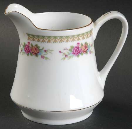 CX146 Creamer