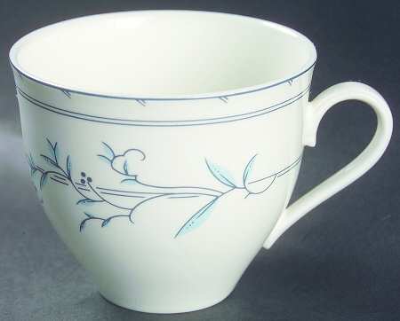 Blue Vine Flat Cup