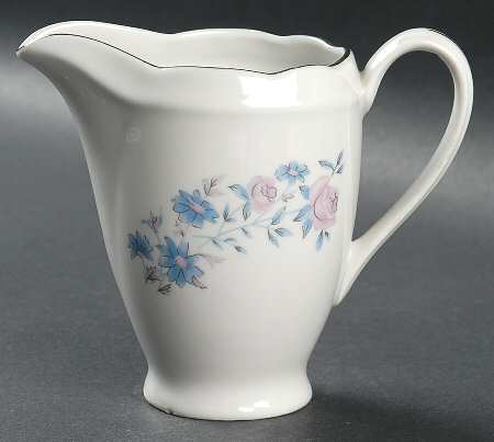 Gloria (Flowers, Platinum Trim) Creamer