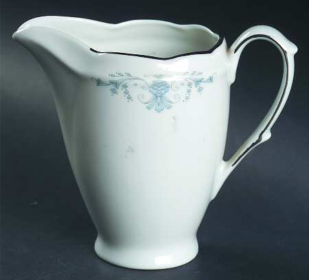 Regency Creamer