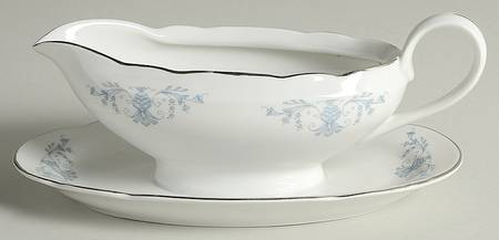 Regency Gravy Boat with Attached Underplate