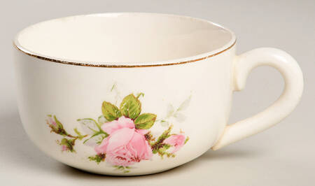 Moss Rose Flat Cup