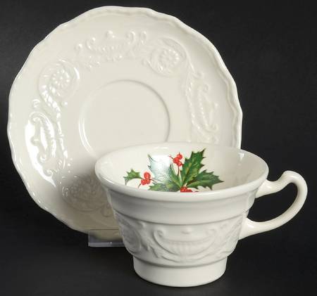 CAN69 Footed Cup & Saucer Set