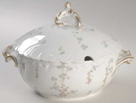 Schleiger 1300 Tureen &  Lid