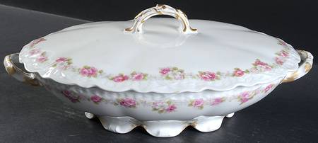 CHF324 Oval Covered Vegetable
