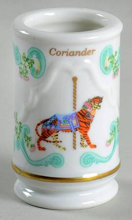 Carousel Coriander Spice Jar No Lid
