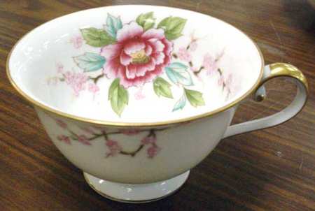 Yorktown Footed Cup