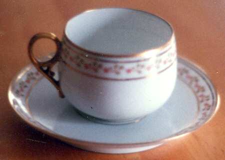 CMT20 Flat Cup & Saucer Set