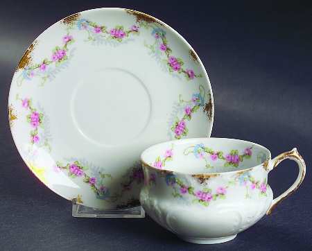 CHF358 Flat Cup & Saucer Set