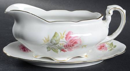 CWH3 Gravy Boat & Underplate