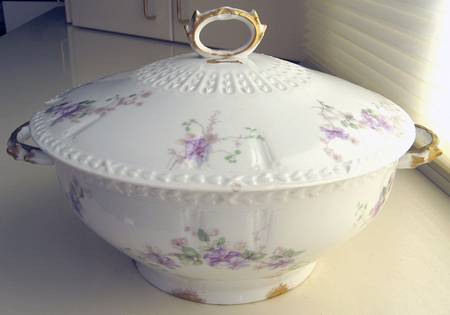 CHF369 Round Covered Vegetable