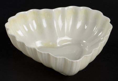 Leaf, Shell & Heart Shaped Plates 4'' Heart Shaped Bowl