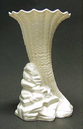 Vases 9'' Rock Spill Vase