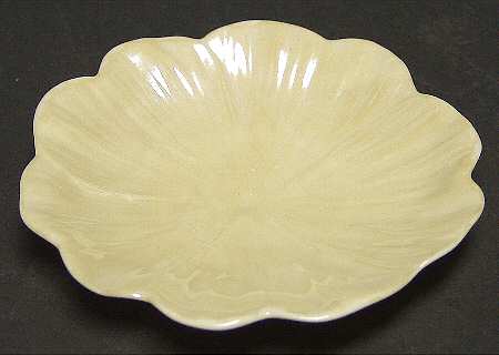 Leaf, Shell & Heart Shaped Plates Primrose Shaped Butter Plate