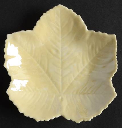 Leaf, Shell & Heart Shaped Plates 6'' Leaf Plate