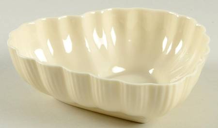 Leaf, Shell & Heart Shaped Plates 4'' Heart Shaped Bowl