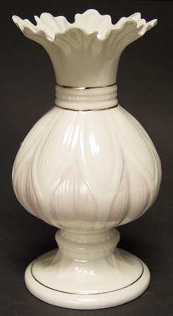 Vases Lotus Spill Vase
