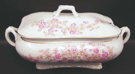1813 (Smooth) Tureen &  Lid