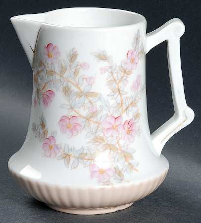 1813 (Smooth) 16 Oz Pitcher