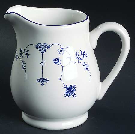 Scandia Creamer