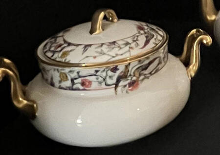 Meadowbrook Sugar Bowl & Lid