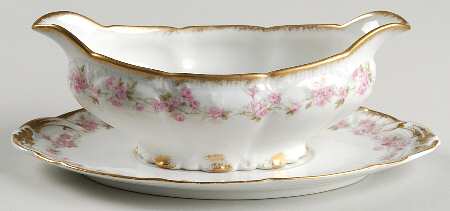 Head 119-1 Gravy Boat & Underplate