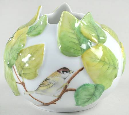 Giftware 4" Sculptured Songbird Vase