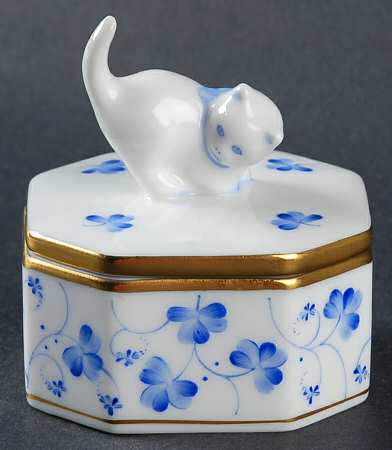 Rachael (Newer) Trinket Box with Cat Lid