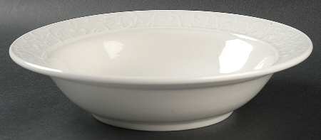 Tanglewood 9" Round Vegetable Bowl