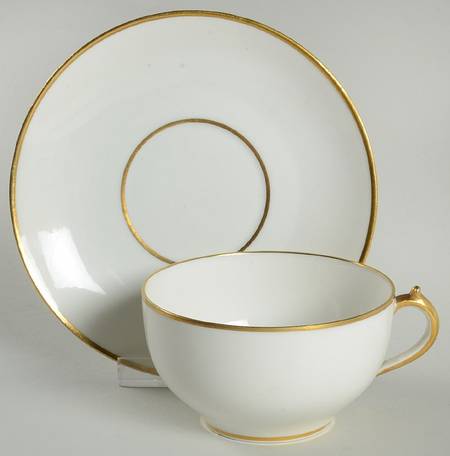 Schleiger 184 Flat Cup & Saucer Set