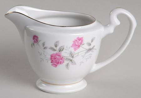 Rose Hebi (Gold Trim) Creamer