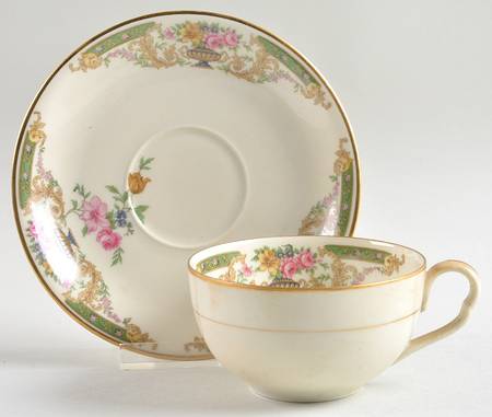 CIM29 Flat Cup & Saucer Set