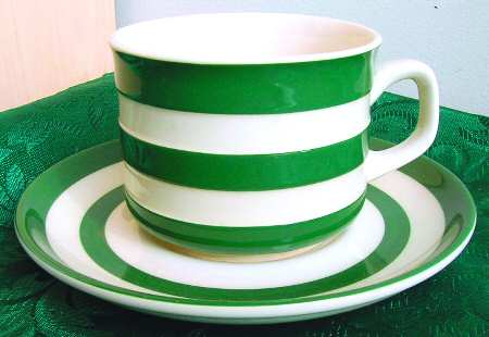Cornish Green Flat Cup & Saucer Set