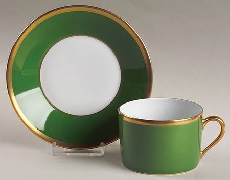 Arc En Ciel Empire Green (Vert) Flat Cup & Saucer Set