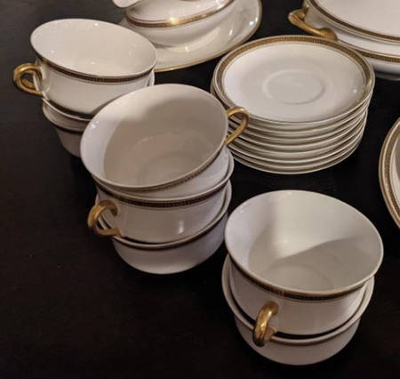 CNZ1 Flat Cup & Saucer Set