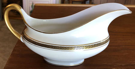 CNZ1 Gravy Boat