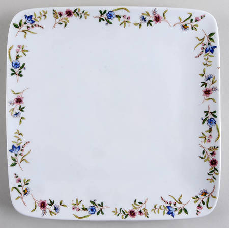 Versailles (Smooth) 10" Square Cake Plate