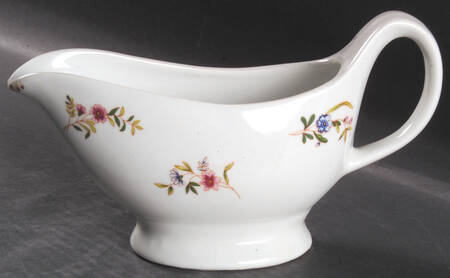 Versailles (Smooth) Open Sauce Boat
