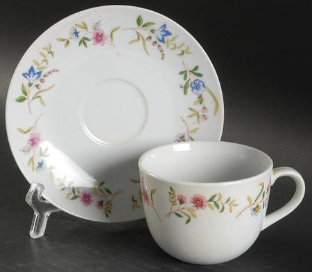 Versailles (Smooth) Flat Cup & Saucer Set