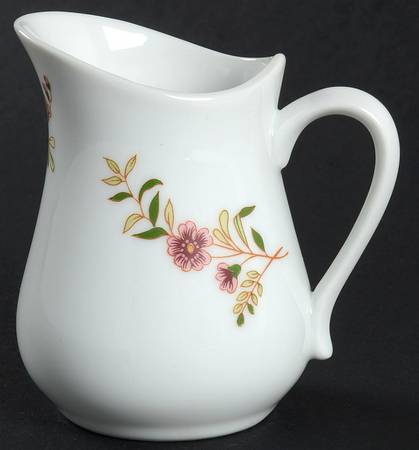 Versailles (Smooth) Mini Creamer