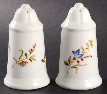 Versailles (Smooth) Salt & Pepper Set