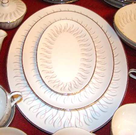 Rhythm 15" Oval Serving Platter