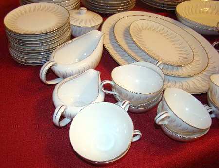 Rhythm Gravy Boat