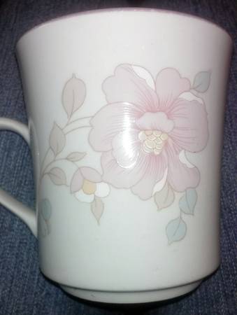 Claudia Mug