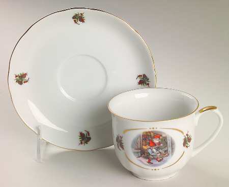 Old Fashioned Christmas Flat Cup & Saucer Set