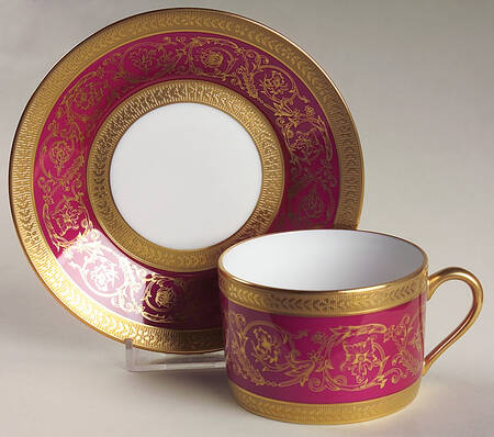 Edith Pourpre (Purple) Flat Cup & Saucer Set